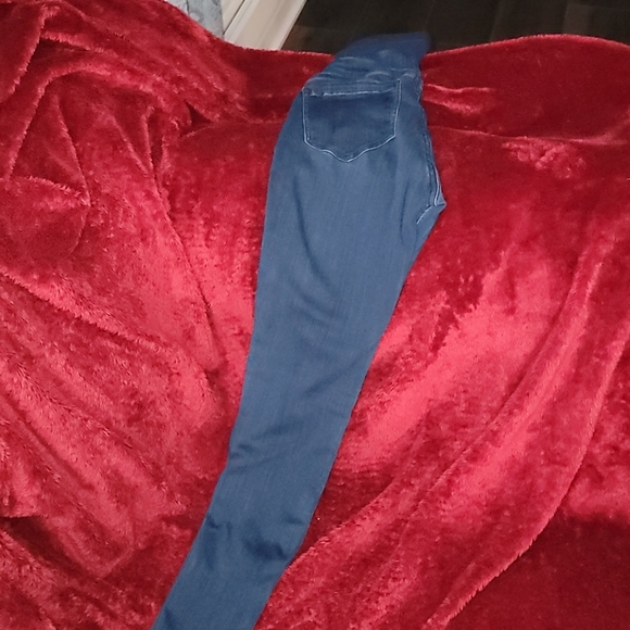 Maternity jeans w/ full panel in dark wash & skinn - Picture 2 of 2
